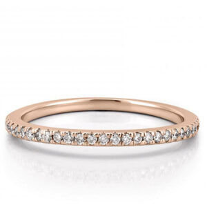 curved-rose-gold-diamond-wedding-band