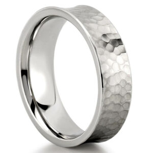 mens-hammered-wedding-band