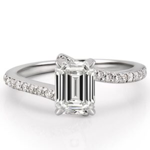 unique-emerald-cut-platinum-ring