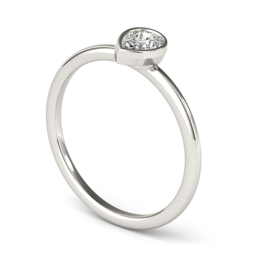 Angle view of pear bezel stackable platinum