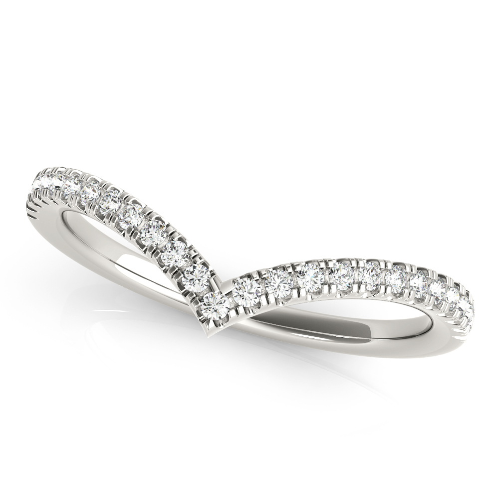 angle view of chevron pave diamond band in platinum