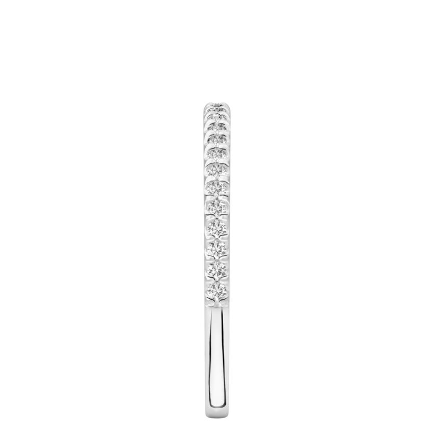 dainty wedding ring platinum side