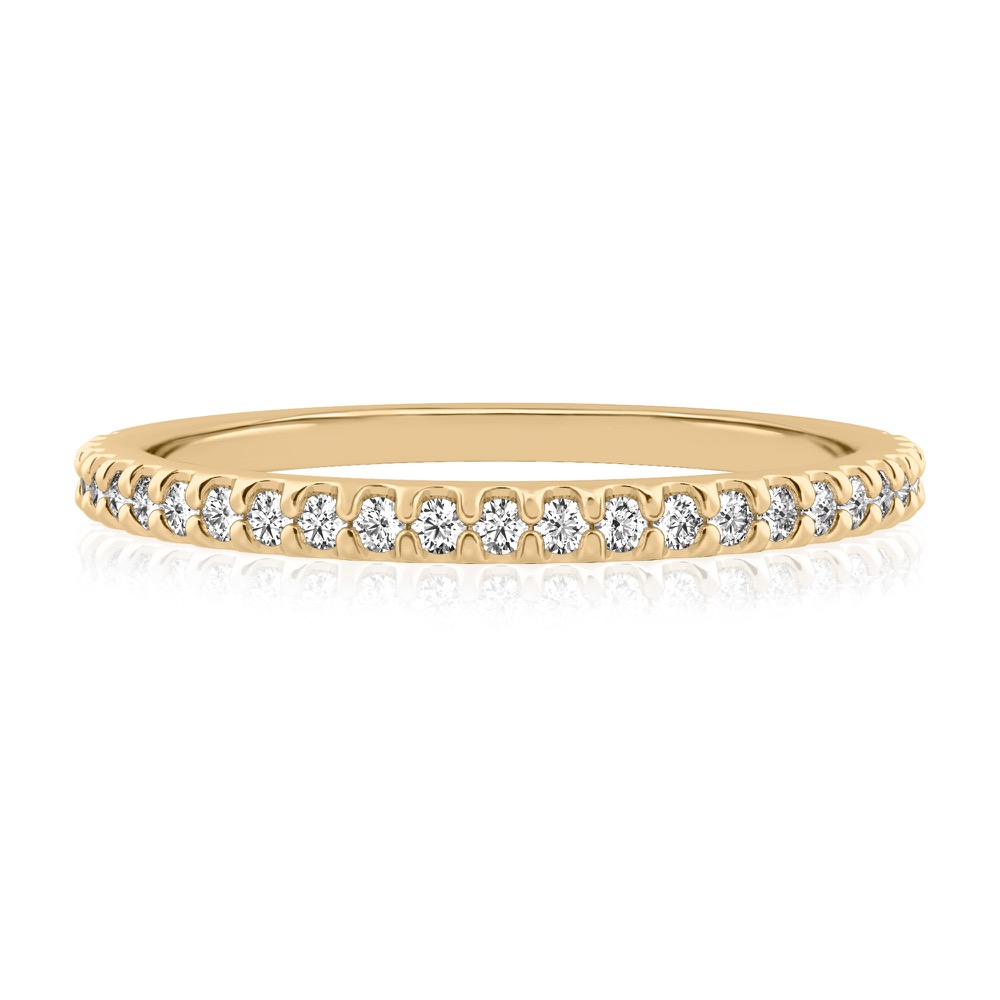 dainty wedding ring yellow gold