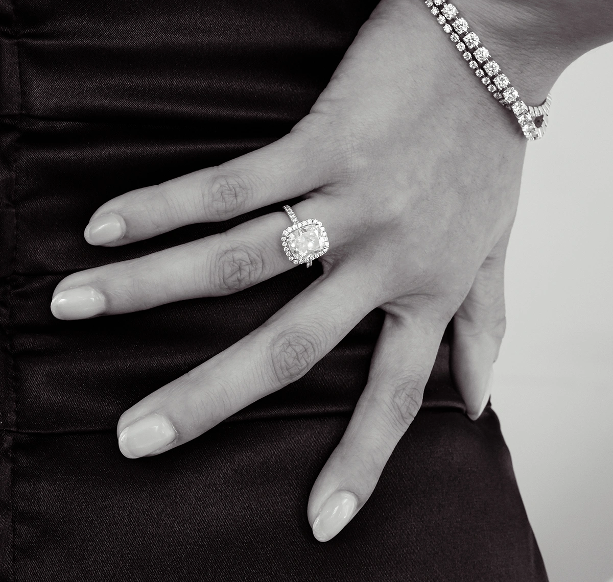 Woman wearing world's most ethical diamond engagement ring